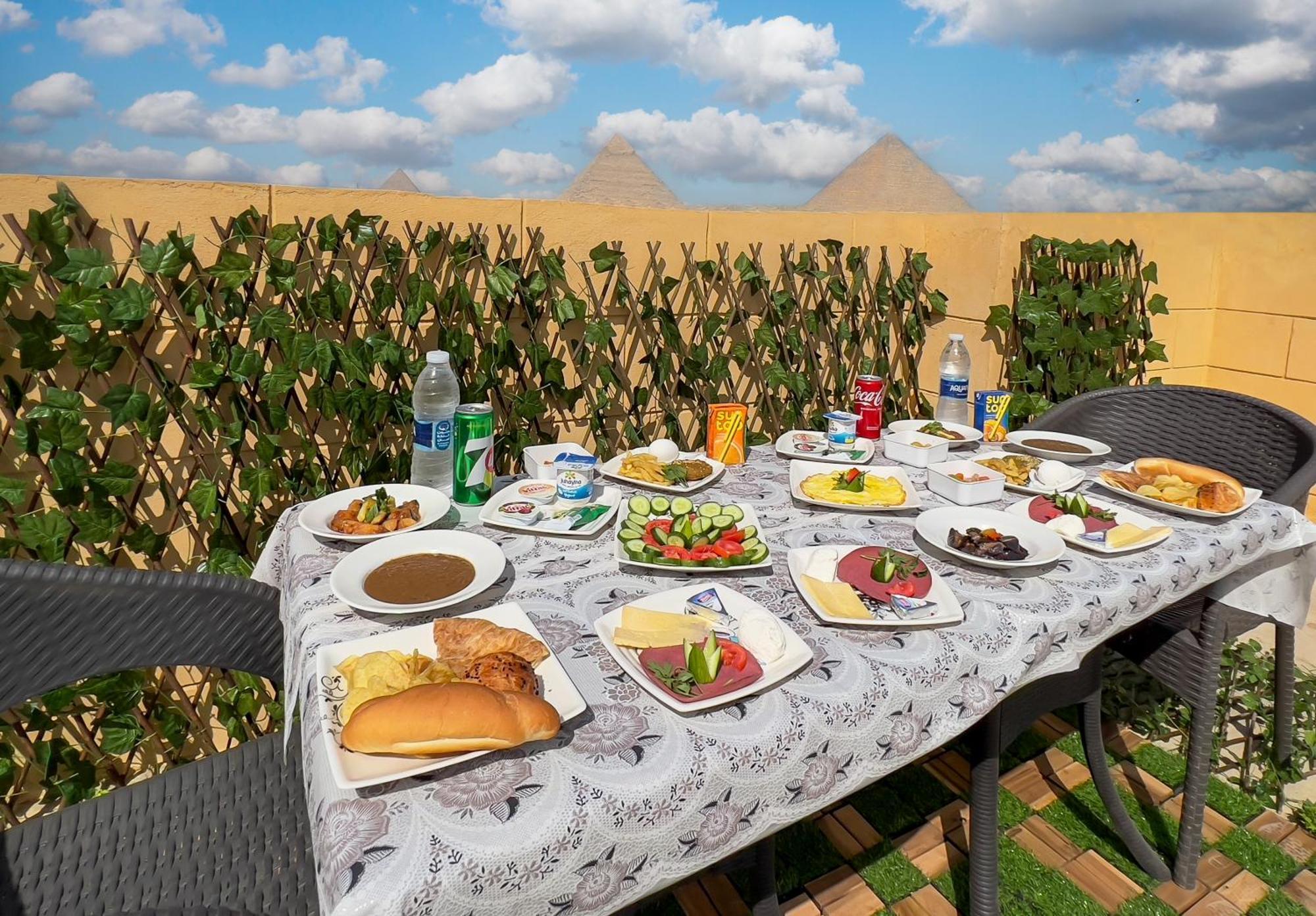 Alaskapyramidsview Kafret el-Gabal 外观 照片